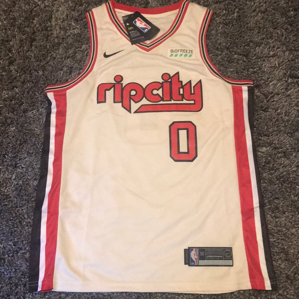 Damian Lillard Portland Trailblazer jersey